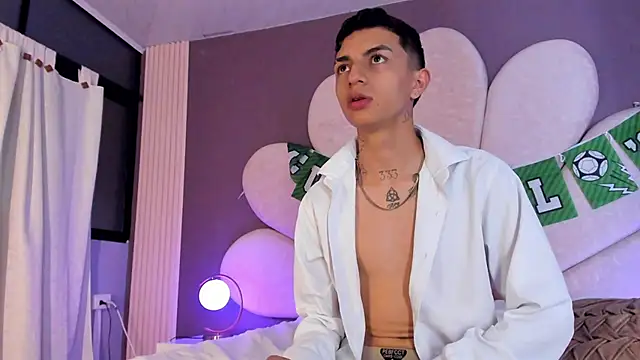 NickandAbby_ Шоу с уебкамера