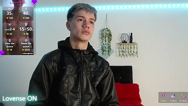 nicktorn's Webcam Show