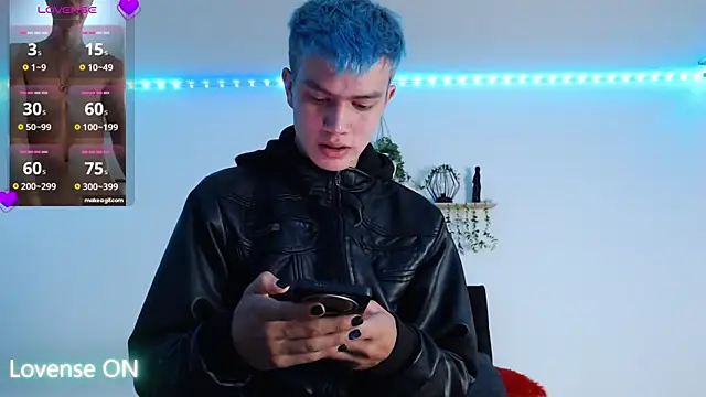 Show modela nicktorn na web-kameri