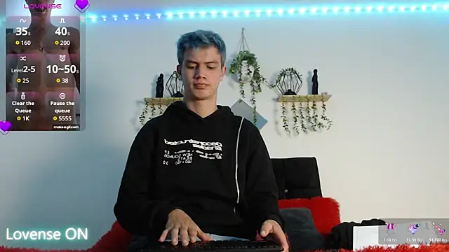 nicktorn's Webcam Show