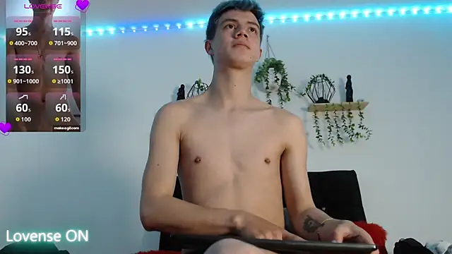nicktorn Adlı Modelin Web Kamerası Şovu