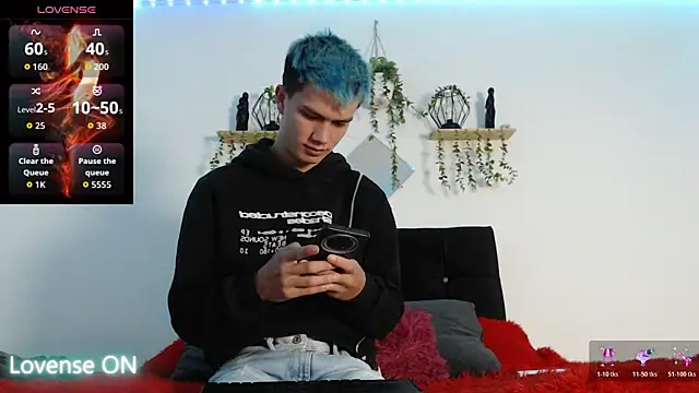 nicktorn's Webcam Show