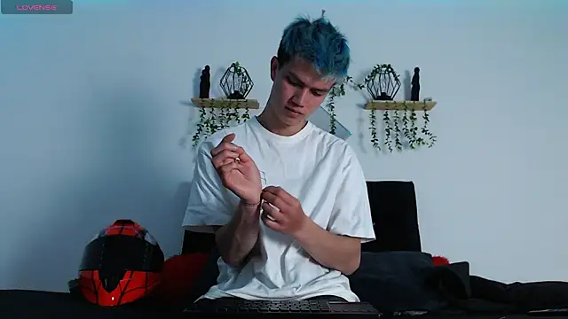 nicktorn's Webcam Show