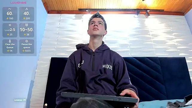 nicktorn Show in webcam