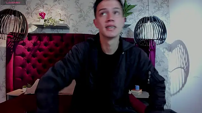 nicktorn's Webcam Show
