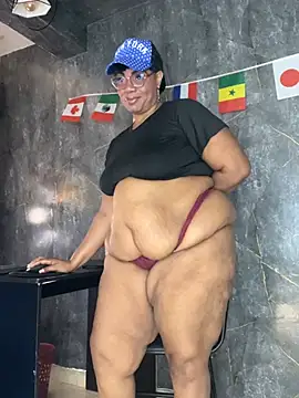 XXX chat uživo modela AranzalatinBlaks1
