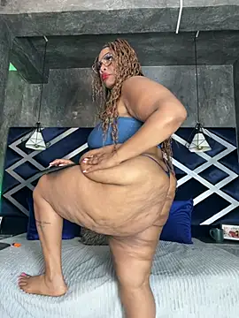 AranzalatinBlaks1's Webcam Show