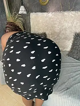 AranzalatinBlaks1's Webcam Show