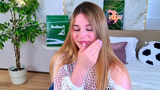 SweetyLicky webcam show