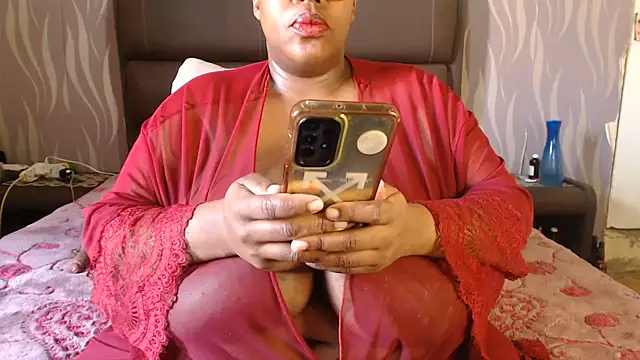 BoobsQueen46K's Webcam Show
