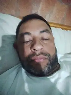 Show modela Chano45m na web-kameri