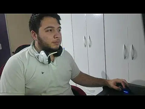 TuPeludito_22 webcam show