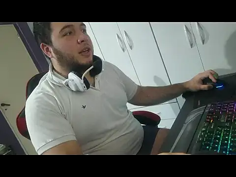 TuPeludito_22 Webcamshow