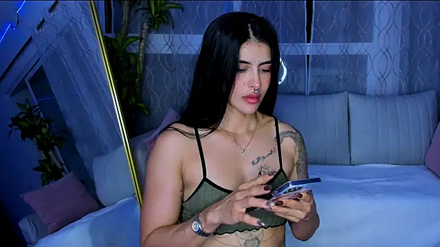 Valkyrie_sky's Live XXX Chat