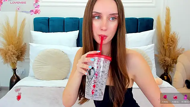 ToriSonn – webcam-show