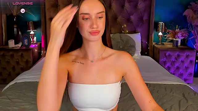 ToriSonn's Live XXX Chat