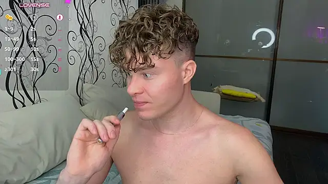 holy_eggs_02 – webcam-show