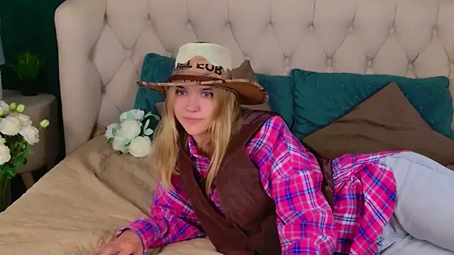 4example_Chloe's Live XXX Chat