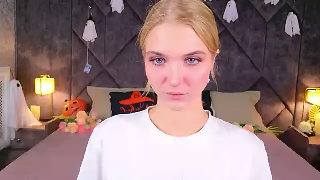 Chat XXX ao vivo de 4example_Chloe