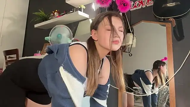 BreeEvett webcam show