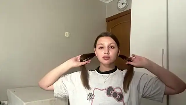 BreeEvett: онлайн-секс-чат