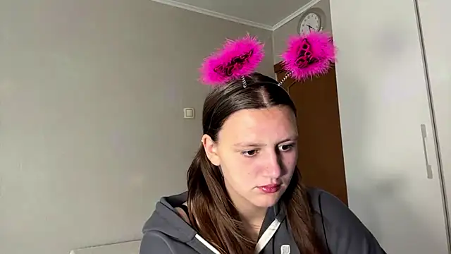 BreeEvett Adlı Modelin Canlı XXX Sohbeti