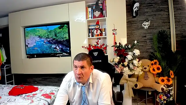 SpartacusDaddy48 Show Webcam