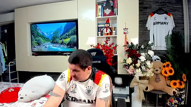 Webkamerová show SpartacusDaddy48