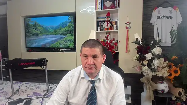 SpartacusDaddy48 Adlı Modelin Web Kamerası Şovu
