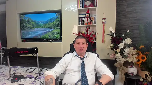 SpartacusDaddy48's Webcam Show