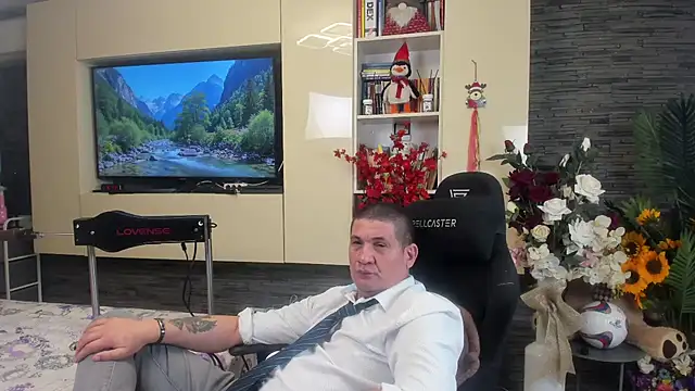 SpartacusDaddy48 Webcam show