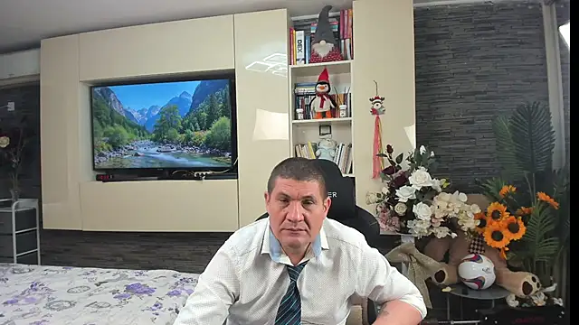 SpartacusDaddy48's Webcam Show