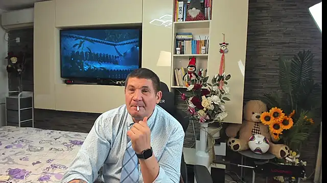 SpartacusDaddy48 Webcam show