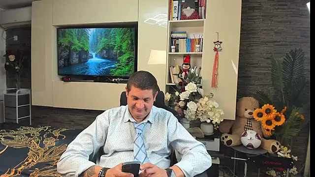 SpartacusDaddy48 Webcam show