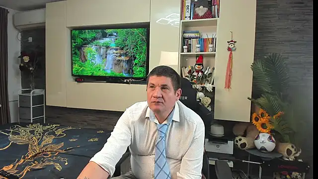 SpartacusDaddy48 Pertunjukan Webcam