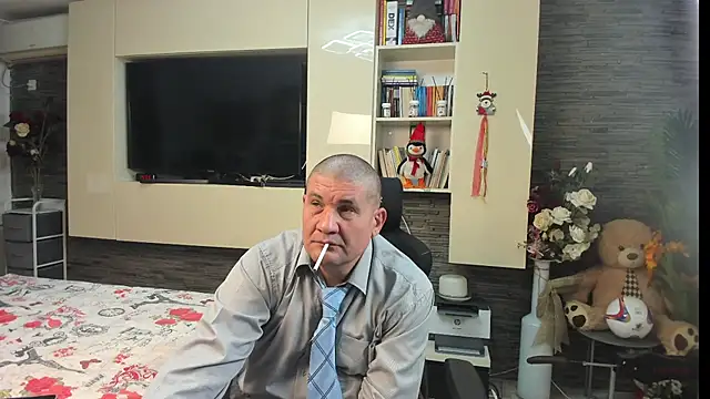 SpartacusDaddy48 Webcam show