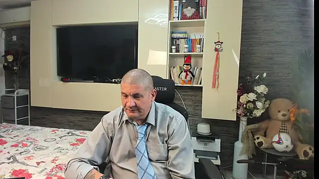 SpartacusDaddy48 Webcam show