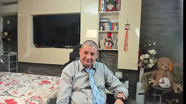 SpartacusDaddy48 Pertunjukan Webcam