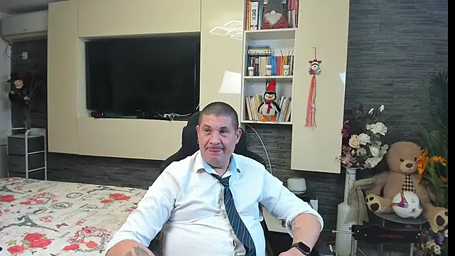 SpartacusDaddy48's Webcam Show