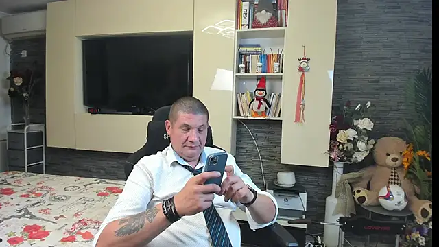 SpartacusDaddy48 Webcam show