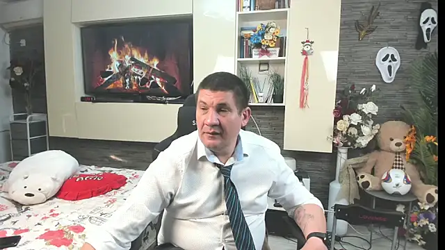SpartacusDaddy48 Webcam show