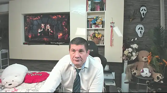 SpartacusDaddy48 webkamerás műsora