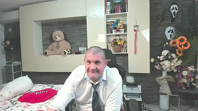 SpartacusDaddy48 Webcam show