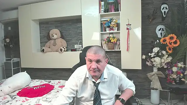 SpartacusDaddy48 Webcamshow