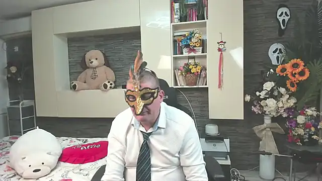 SpartacusDaddy48's Webcam Show