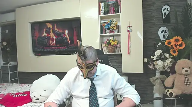 SpartacusDaddy48 Webcam show
