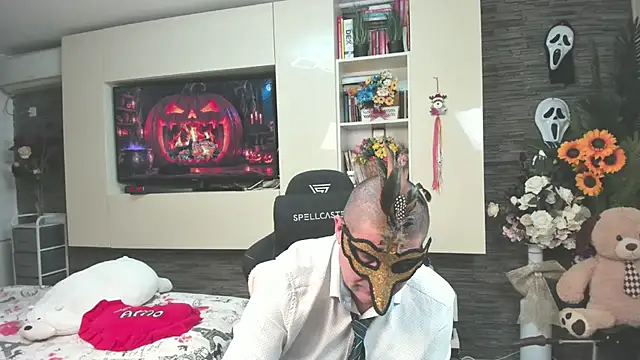 SpartacusDaddy48 在線直播表演