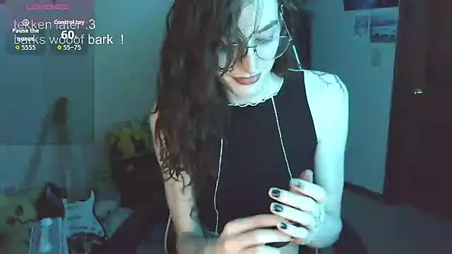 comfyknife webcam show