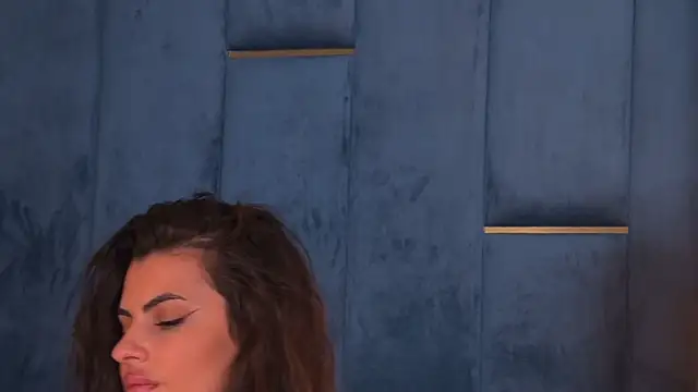 Вебкам-шоу YasminaMoon