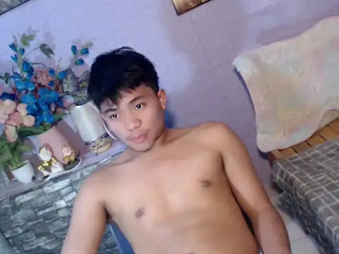 Show modela mostwantedtwink na web-kameri